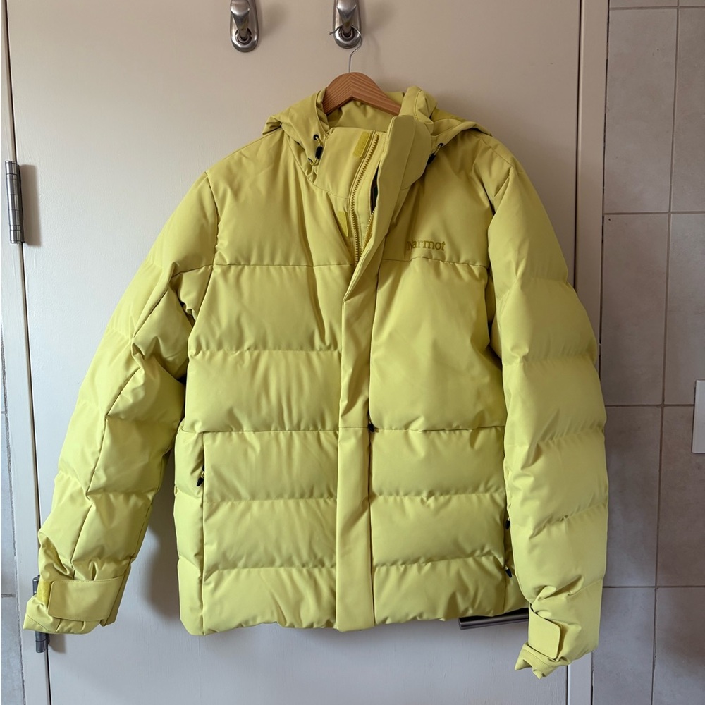 Marmot Shadow 700 fill down Jacket yellow NWT M